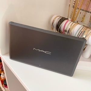 Mac eyeshadow palette